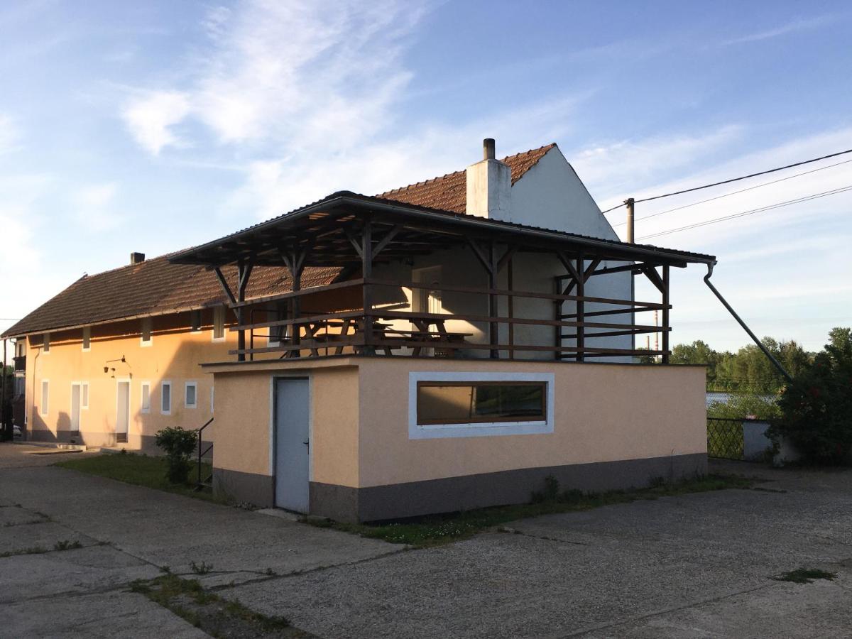 Ferienwohnung Ubytovani Fish-Com Štětí Exterior foto